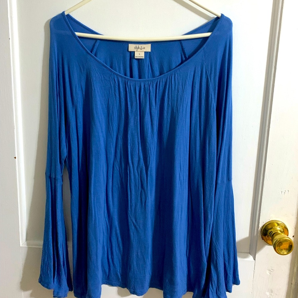 Women’s Blue Bell Sleeve Tunic Top